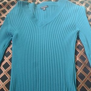 Womans long sleeve shirt